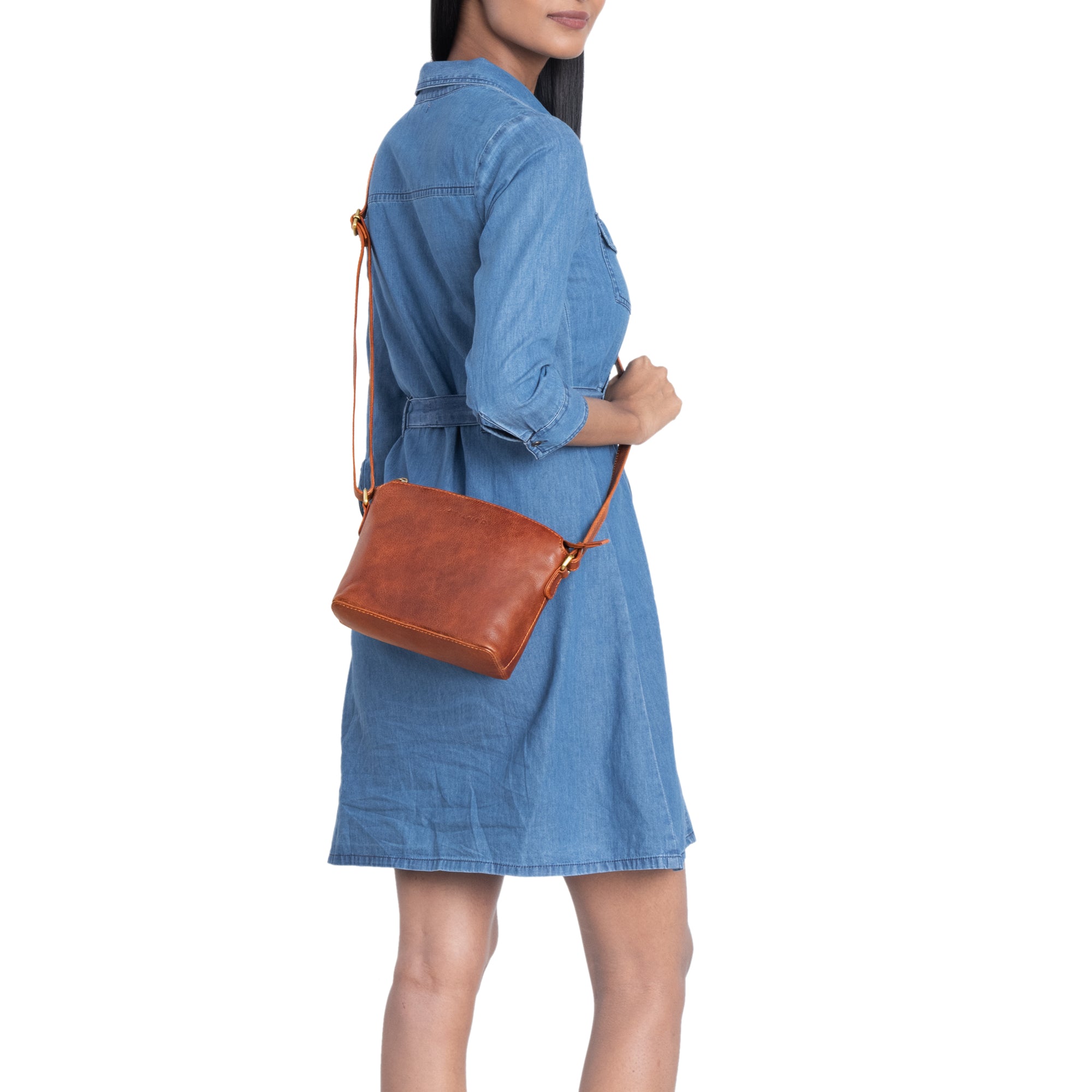 Kleine Umhängetasche Leder cognac am Modelbeispiel
